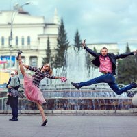 Уличные танцы :: Сергей Суховей