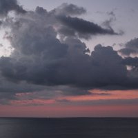 раннее утро над морем :: valeriy g_g