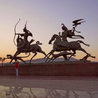 Кызыл. Монумент Царская охота :: Любовь Изоткина