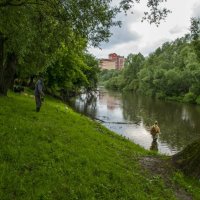 Рыбалка под дождём :: Евгений Дубовцев