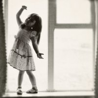 Танец на окне :: Елена Кузнецова