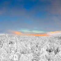 Городок в Хибинах :: Александр Неустроев