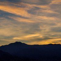 горы на восходе солнца :: владимир 