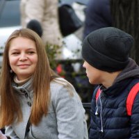 Городские зарисовки. Современники и современницы. :: Геннадий Александрович