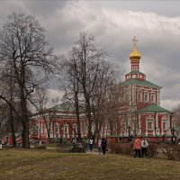 В Новодевичьем... :: Сергей Котусов