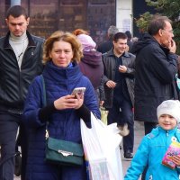 Городские зарисовки. Современники и современницы. :: Геннадий Александрович