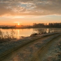 Осеннее утро :: Александр Тулупов