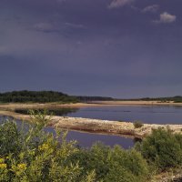 Затишье перед дождем :: Наталья Гжельская