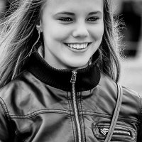 Девушка улыбка. :: Vladimir Kraft