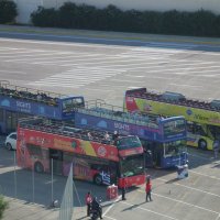 Экскурные автобусы в порту Пирей :: Natalia Harries