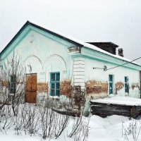 Заброшенное здание :: Сергей Селевич