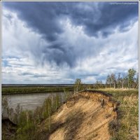 На крутом берегу :: Сергей Бережко