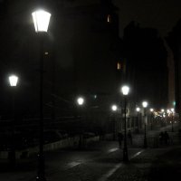 Улицы ночного Бухареста :: Валерий Левичев