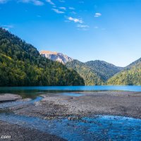 Озеро Рица :: Валерий Смирнов