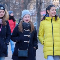 Городские зарисовки. Современники и современницы. :: Геннадий Александрович