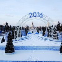 ЗИМА В МОСКВЕ :: Анатолий Бугаев