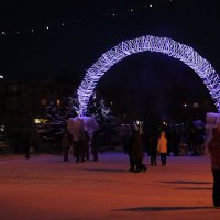 Городская ёлка. :: Олег Афанасьевич Сергеев