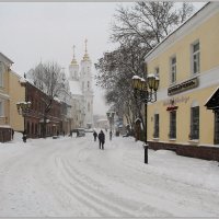 *** :: Роланд Дубровский