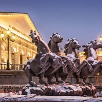 Занесенные снегом лошадки :: Юлия Батурина