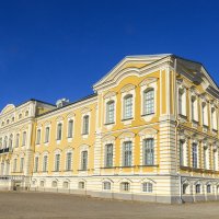 Рундальский дворец :: Gennadiy Karasev