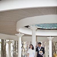 Свадьба в Елабужском парке. :: Ринат Махмутов