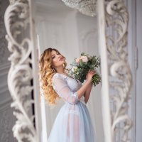 Утро невесты в нежном голубом. :: Юлия Скороходова