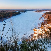 Долина замёрзшей реки :: Анатолий Иргл