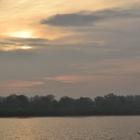 утро на озере :: Сергей Лисевич
