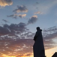 Мурманск.Памятник Алеша,время 2 часа ночи))) :: Оксана Демидова 