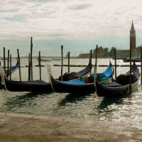 Венеция, пристань для  гондол :: Любовь Изоткина