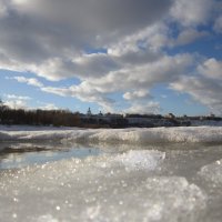 Первые весвенние вздохи :: Лариса Чудиновских