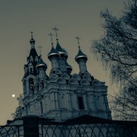 Церковь Трёх Святителей :: Leonid Kubarev