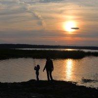 На вечерней рыбалке с бабушкой :: Elvira Tabisheva Peirano