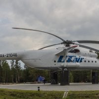 Вертолет Ми-6 у аэропорта г. Сургут :: Константин Каменский