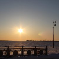 Город Архангельск. Закат над Северной Двиной. :: Александр Вуколов