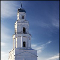 Белая башня. :: Евгений Зотов