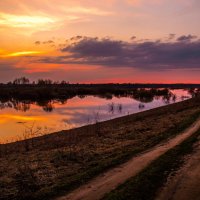 На закате вдоль Оки. :: Валерий Гудков