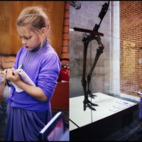 Девочка из детского дома срисовывает экспонат себе в тетрадочку :: Анастасия Шумилова