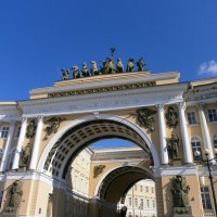Триумфальная колесница на арке Главного штаба :: Svet Lana 