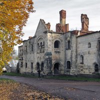 Осень старого замка :: Николай Белавин