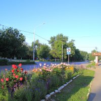 Рассвет в городе :: Юрий Гайворонский