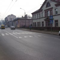 Автодорога  в   Ивано - Франковске :: Андрей  Васильевич Коляскин