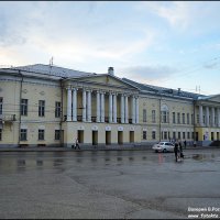 ПАМЯТНИК АРХИТЕКТУРЫ  НА СОБОРНОЙ  ПЛОЩАДИ :: Валерий Викторович РОГАНОВ-АРЫССКИЙ