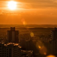 закат над городом :: Александр Тарасевич