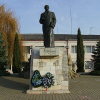 Памятник   Тарасу  Шевченко  в  Городенке :: Андрей  Васильевич Коляскин