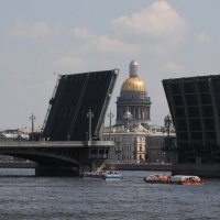 Развод Благовещенского моста.... :: tipchik 