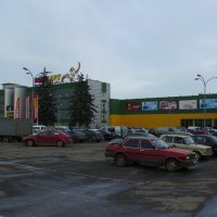 Гипермаркет  "Велмарт"  в   Ивано - Франковске :: Андрей  Васильевич Коляскин