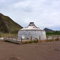 База "Агдын-Булак". Юрта. :: Сергей Карцев