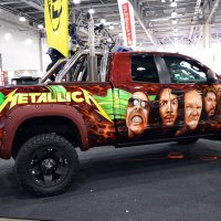 У этой Toyota Tundra явно Metal Heart... :: Борис Русаков