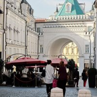 Городские зарисовки. Современники и современницы. :: Геннадий Александрович